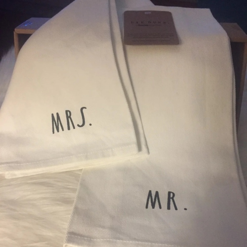 Rae Dunn Mr and Mrs hand towels